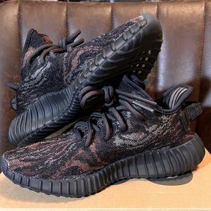 Yeezy 350 V2 MX rock